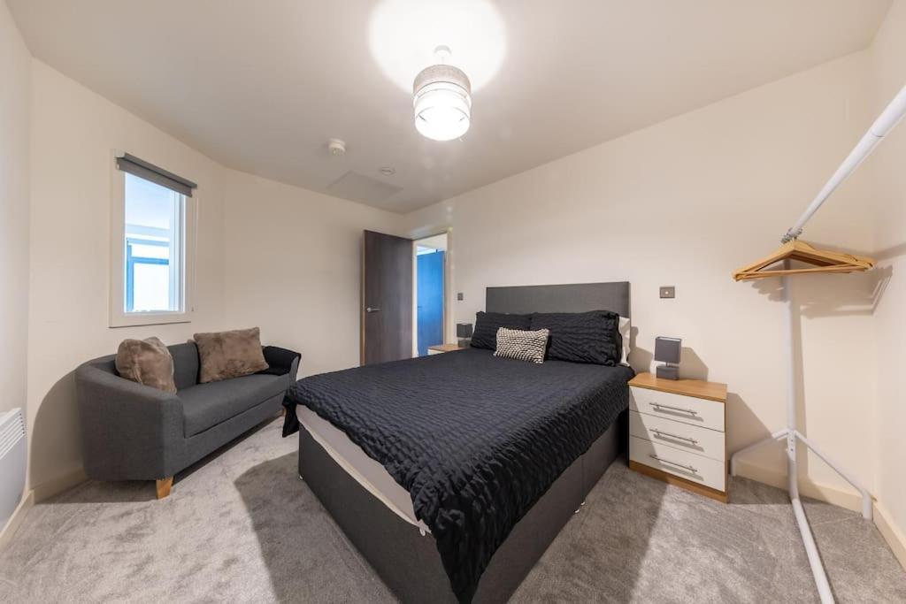 2 Bed Apartment With Pool Table Bradford  Dış mekan fotoğraf